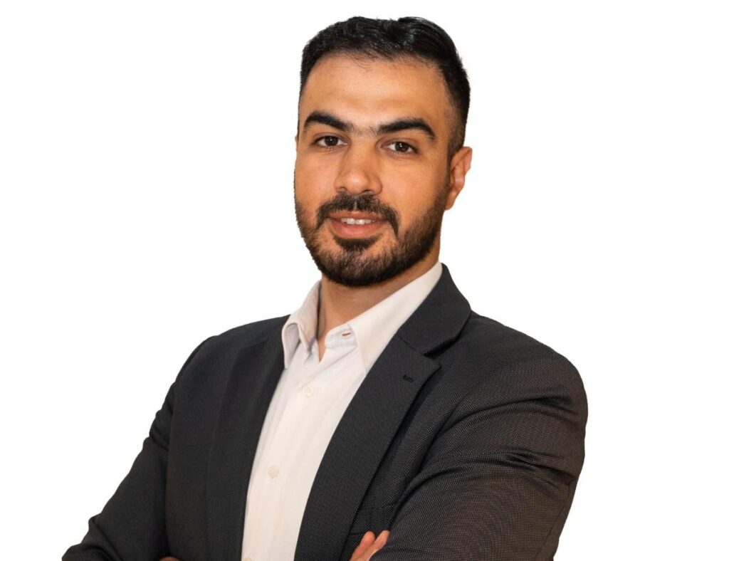 Leasing Consultant in Abu Dhabi : Esmail Aboud