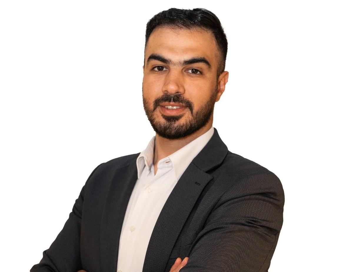 Leasing Consultant in Abu Dhabi : Esmail Aboud