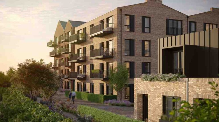 London Square Twickenham Green by Aldar in London