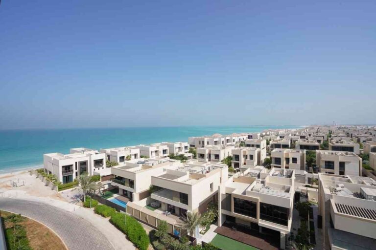 Penthouse Rental in Qaryat Al Hidd, Saadiyat Island