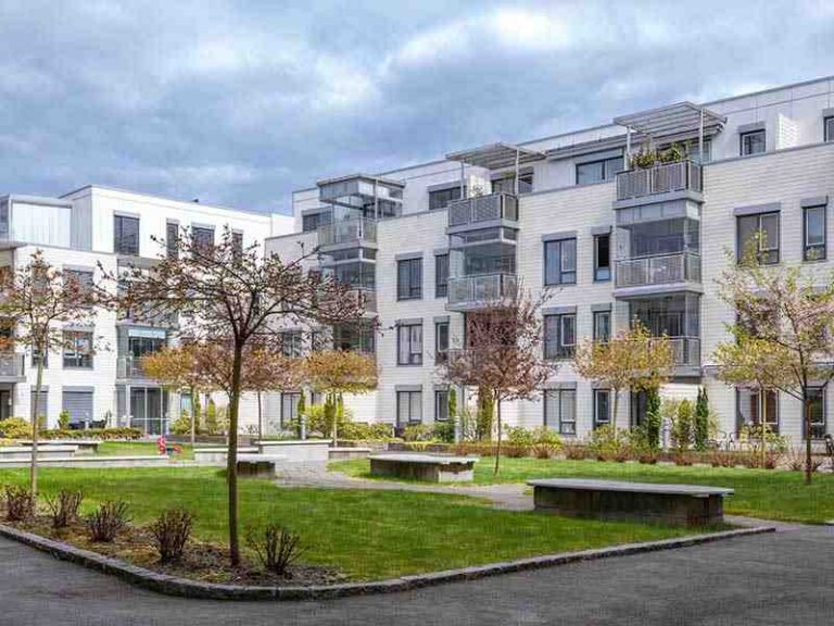 Villa for Rent in Shakhbout City – Spacious Modern Living