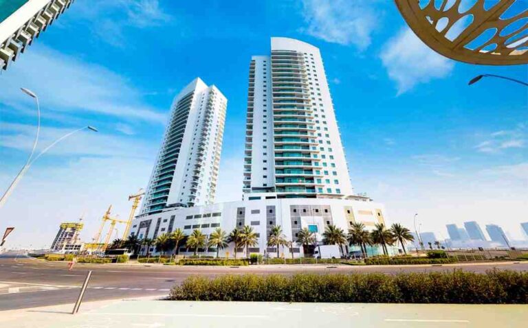 Shams Abu Dhabi Apartment for Rent with Stunning Sea View