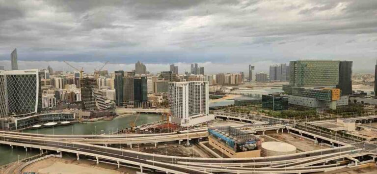 Tala Tower Marina Square Sea View Apartment for Rent
