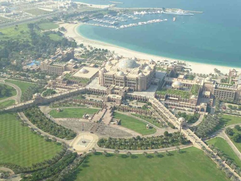 What Does a Top Real Estate Company in Abu Dhabi Do?