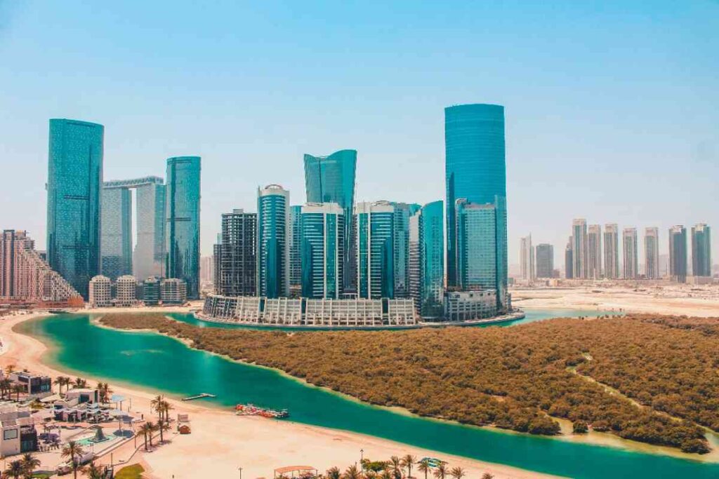 Abu Dhabi Real Estate: Top Investment Areas Today