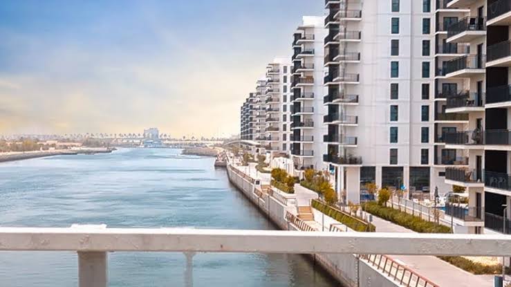 Waters Edge Yas Island | 2BR For Rent, Canal View