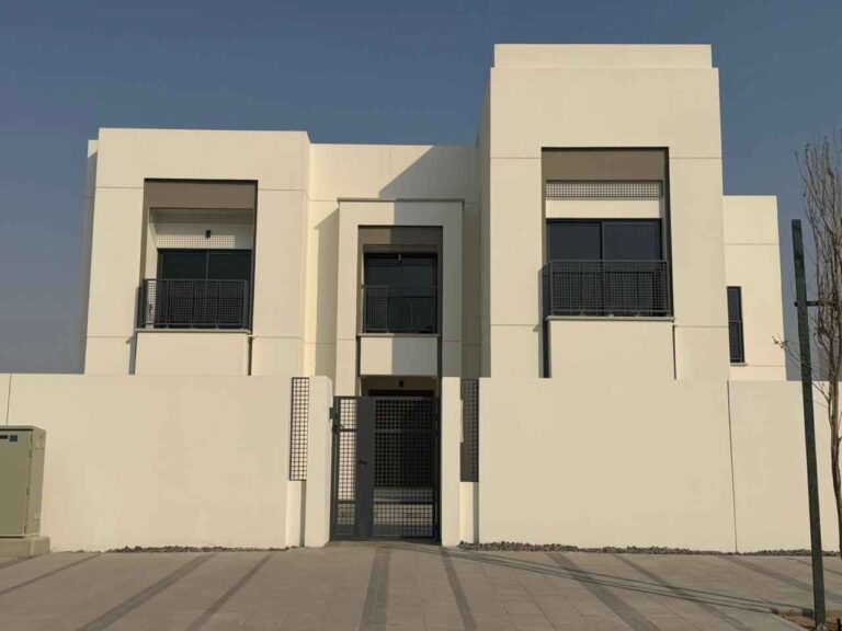 Al Shamkha Abu Dhabi | 6BR Villa for Rent in Fay Al Reeman